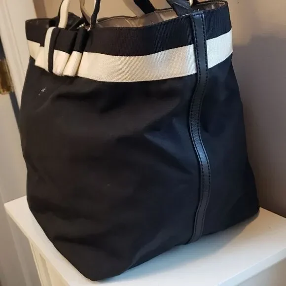 𝅺KATE SPADE BARROW STREET ANABEL BLACK WITH IVORY TRIM DIAPER BAG - Picture 8 of 16